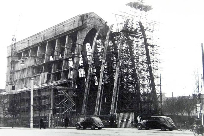 Construction de l'Eglise Sainte Thérèse