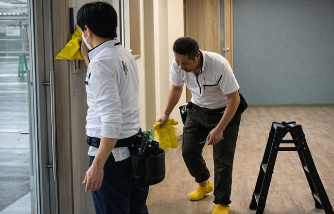 店舗事務所の引渡し前　美装清掃作業（富山・石川）