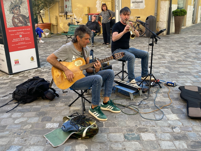 Zwei-Mann-Band in der Altstadt