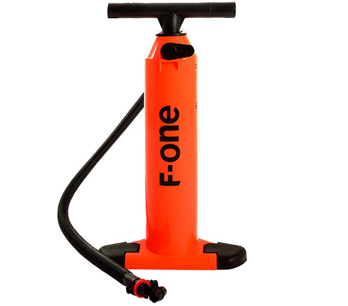 F-One Max Flow Pump bei WindSucht