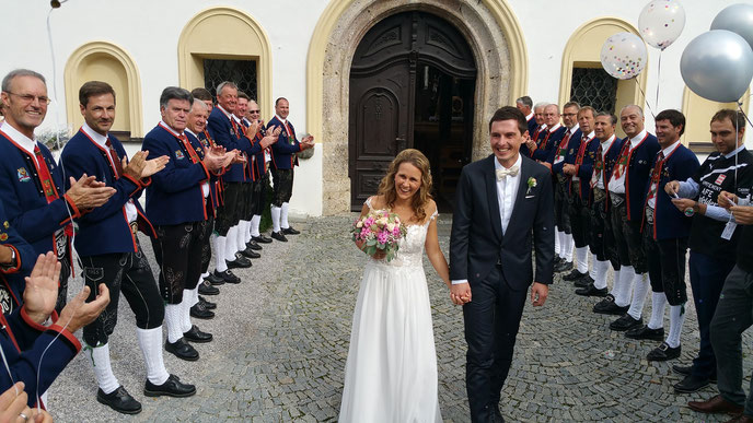 17. August 2019: Hochzeits-Ständchen für unseren "Vorplattler" Stefan und seiner Frau Stefanie