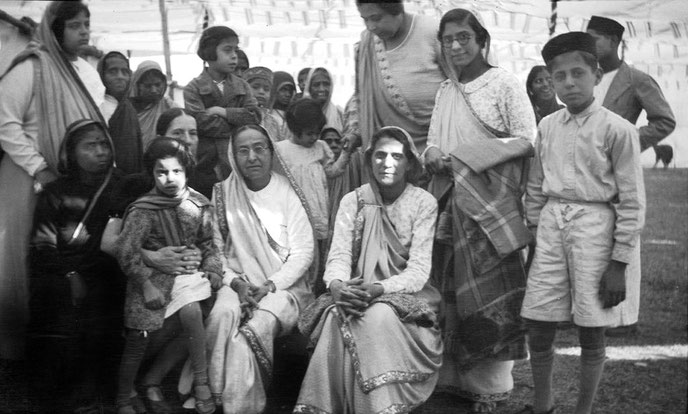 MSI Collection ; Nasik, India 1937 - seated on the right of Shireen Irani & Kitty Davy