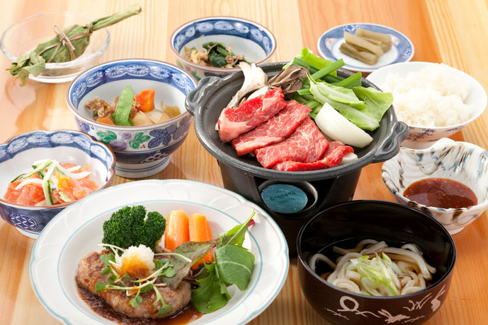 休前日・祝日のご夕食例