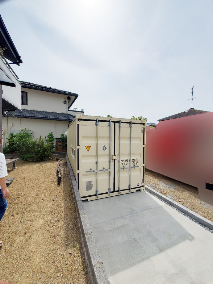 岐阜市鏡島 NEWVANコンテナ20ftアイボリー設置