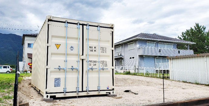 滋賀県大津市 NEWVANコンテナ20ft設置