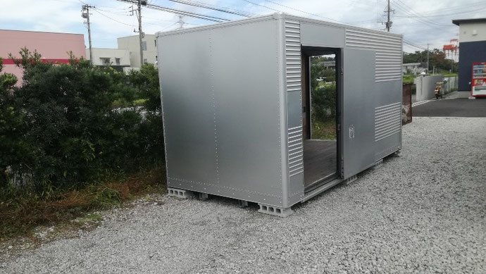 大分県大分市 中古2tアルミコンテナ現状品設置