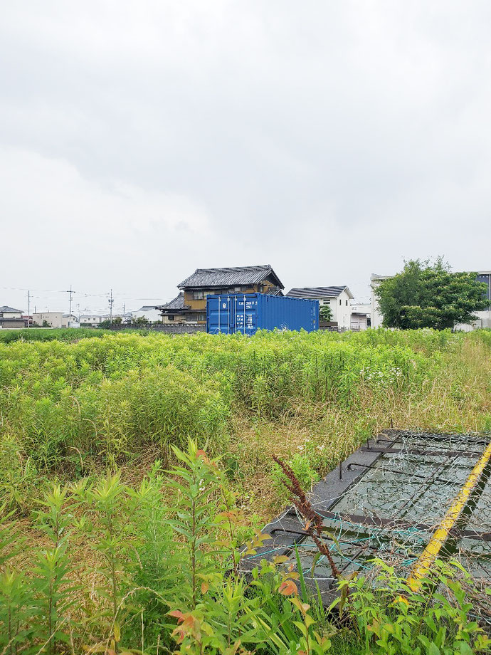 美濃市藍川 NEWVANコンテナ20ftグレー設置