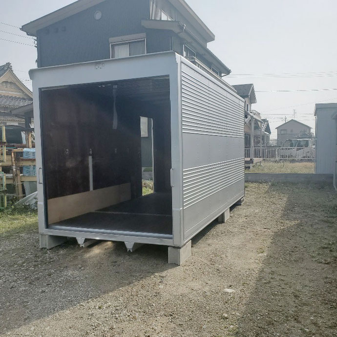 岐阜県羽島市 中古アルミコンテナサイドドアシャッター付き設置