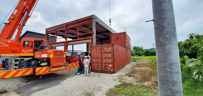 美濃加茂市本郷町 中古コンテナ20ft×4本設置