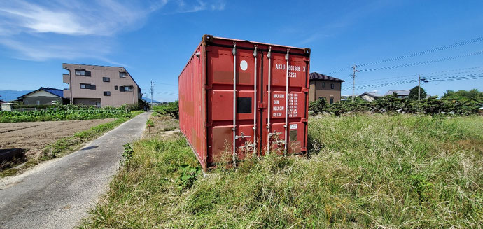 岐阜県羽島市 中古コンテナ20ftステンレスフード×2設置