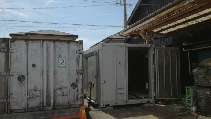 三重県四日市市 中古コンテナ20ftリーファ納品
