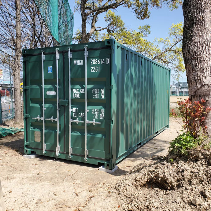 愛知県岡崎市 NEWVANコンテナ20ftグリーン３本･コンテナ移設納品