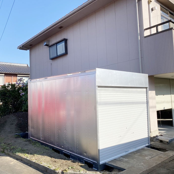 大垣市三津屋町 中古アルミスチールコンテナ38S設置