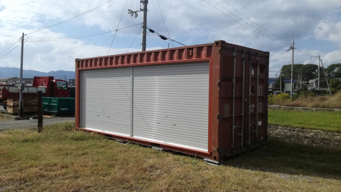 滋賀県草津市 中古コンテナ20ft フルシャッター付設置
