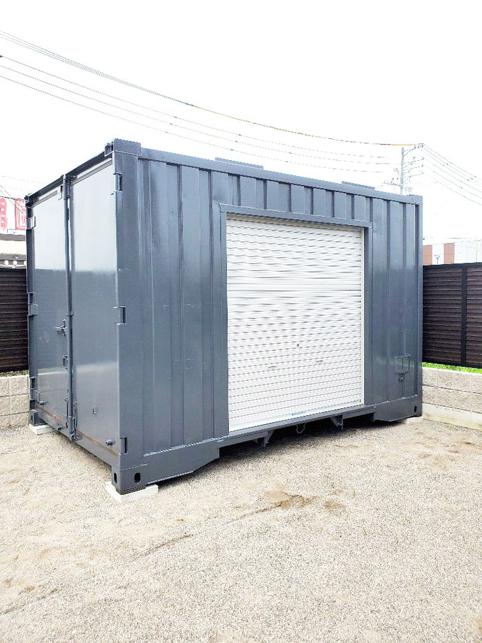 岐阜県羽島市 中古コンテナ12ftシャッター･グレー塗装設置