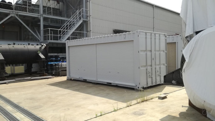 岡山県倉敷市 中古コンテナ20ft フルシャッター･グレー塗装設置