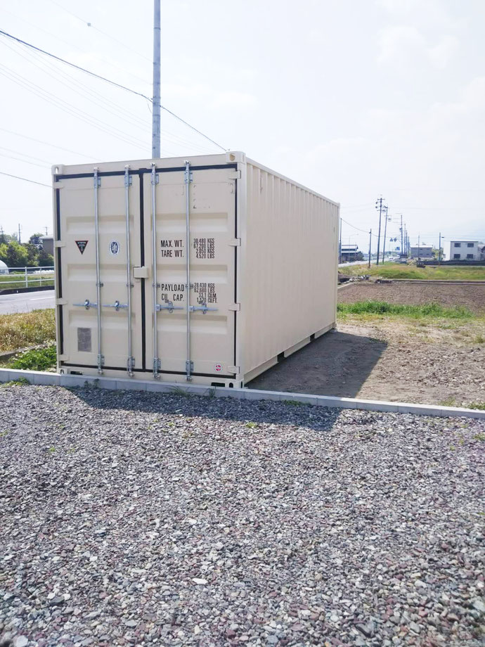 不破郡垂井町 NEWVANコンテナ20ftアイボリー設置