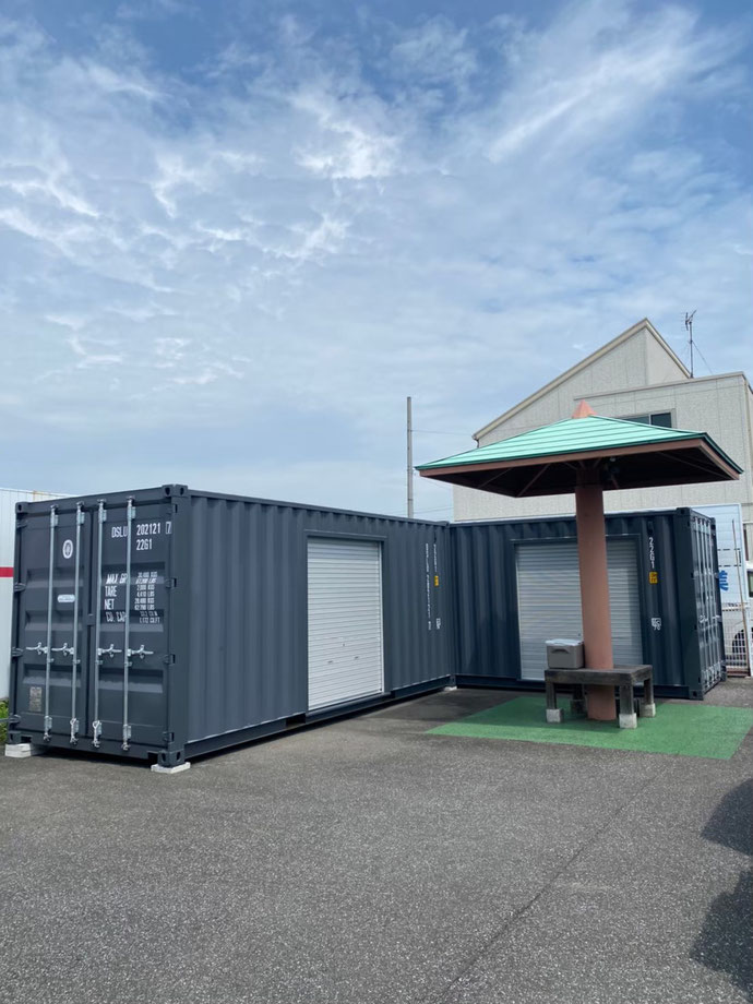 岐阜県本巣市 NEWVANコンテナ20ftシャッター付設置