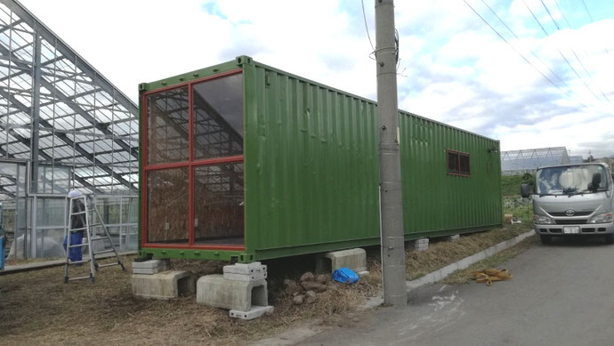 長野県諏訪郡 中古コンテナ20ft・40ft改造納品