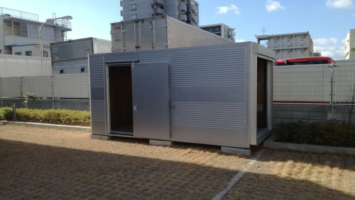 神戸市兵庫区 中古2tアルミコンテナ納品