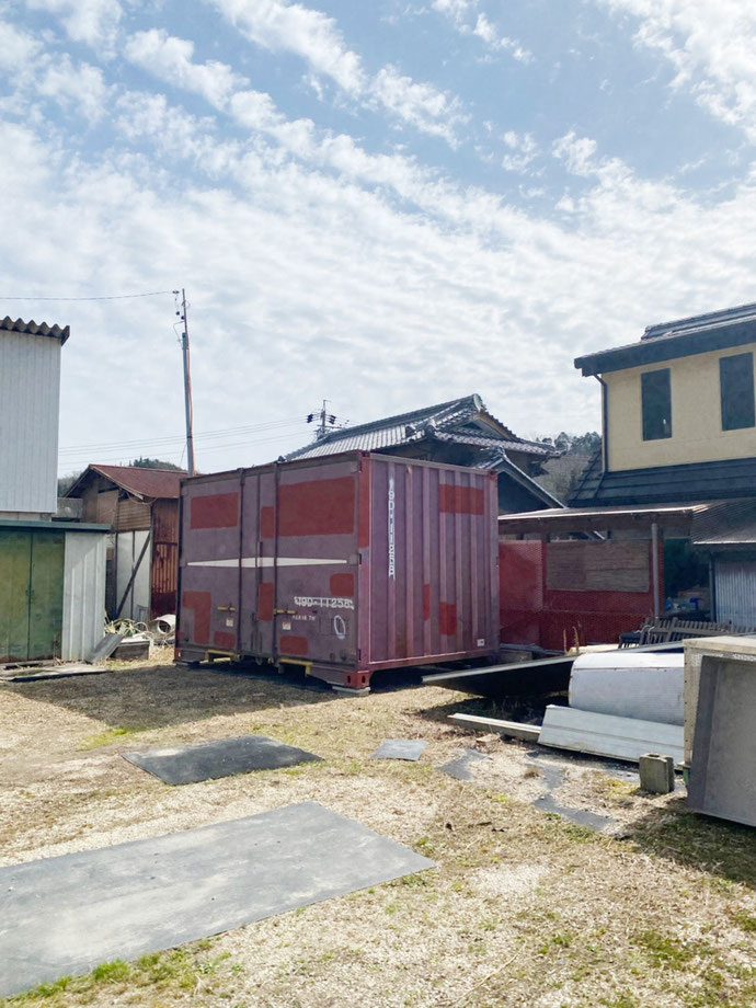 愛知県豊田市 中古貨物用コンテナ12ft現状品設置