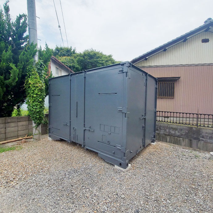 岐阜県大垣市 中古貨物コンテナ12ftグレー設置