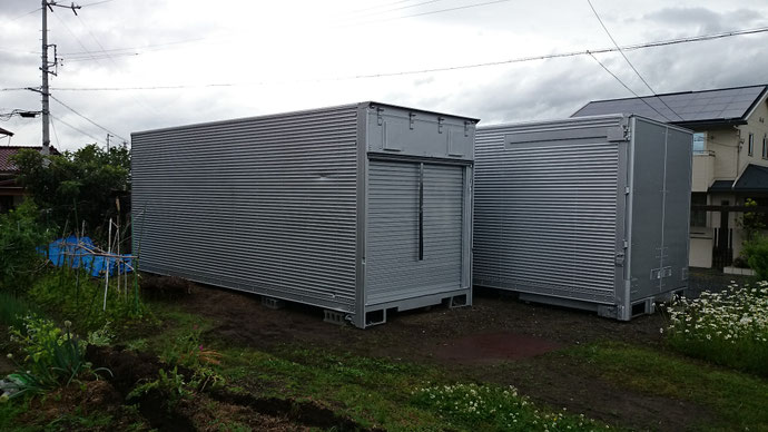 和歌山県 中古コンテナ20ft グレー塗装 シャッター付き