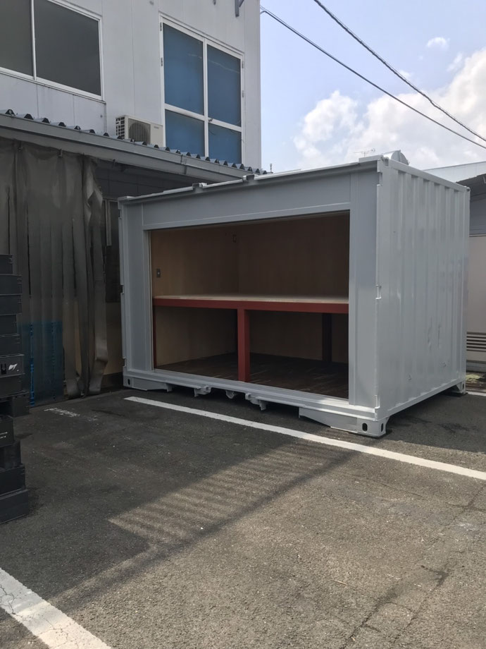 京都府久世郡 中古コンテナ12ftシャッター3000内装+棚作成設置