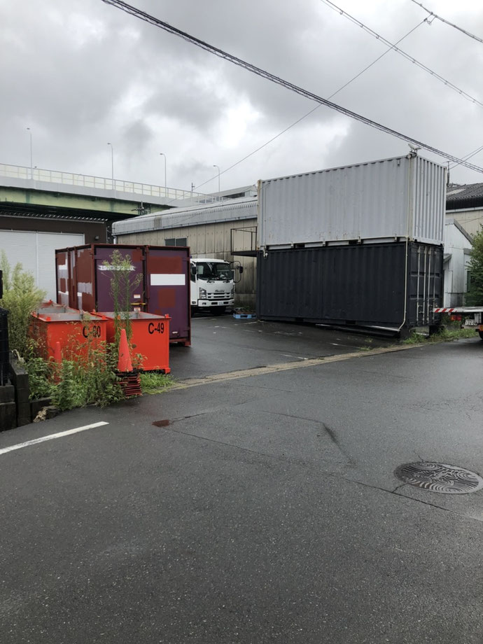 愛知県名古屋市 中古貨物コンテナ12ft現状品L字納品