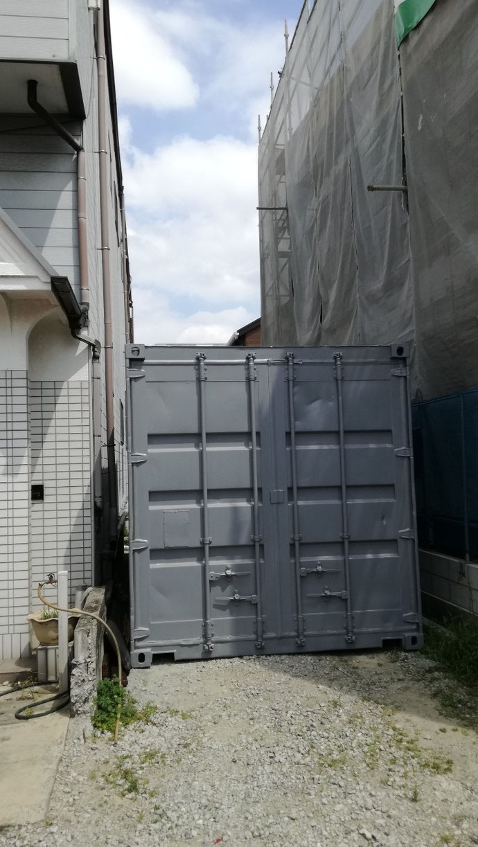 愛知県あま市  中古コンテナ20ftグレー塗装納品