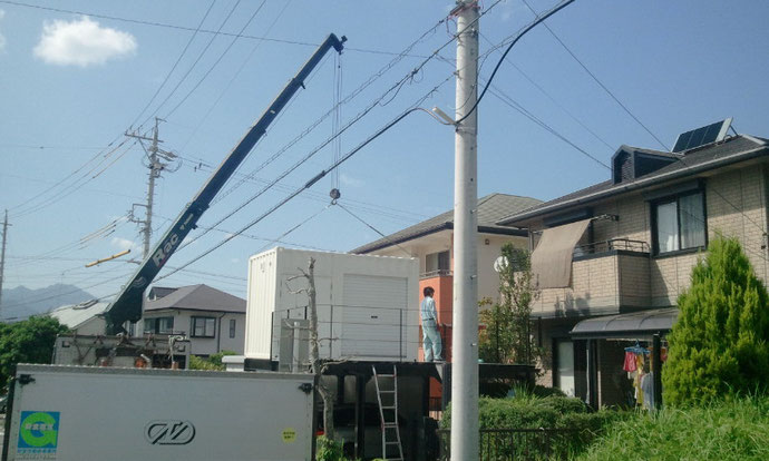 三重県四日市市 新造コンテナ12ftドアシャッター付き