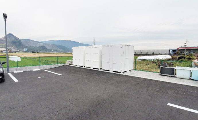 大垣市草道島町 中古ミニコンテナ3本設置