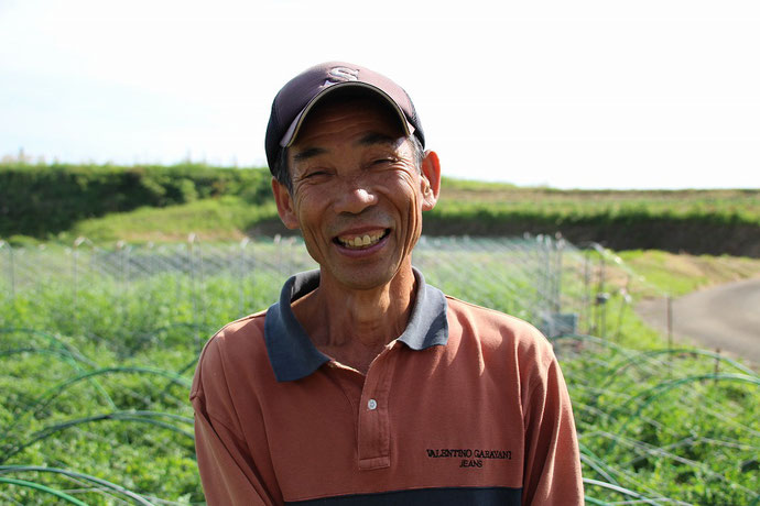 宮崎県綾町　山口農園の山口今朝廣さんの笑顔の写真