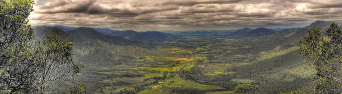 Aussicht vom Eungella N.P. ins Tal