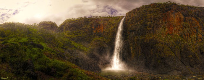 Aussicht auf die Wallaman Falls
