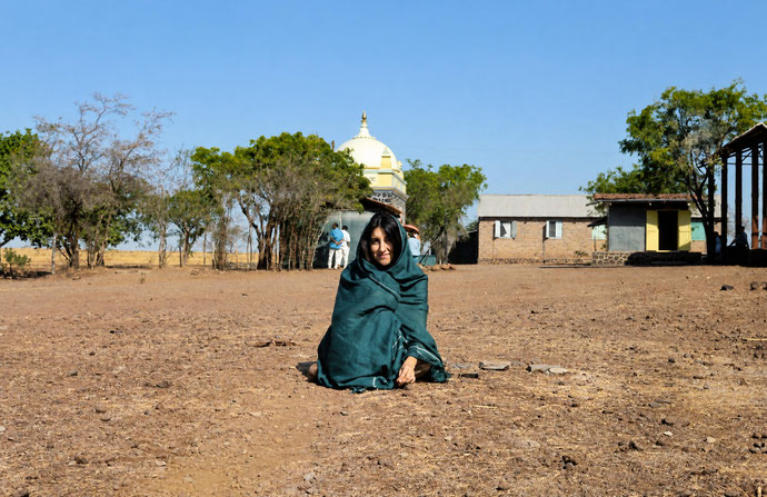 Sher at Upper Meherabad - Jan. 1975 : Photo taken by Tony Zois