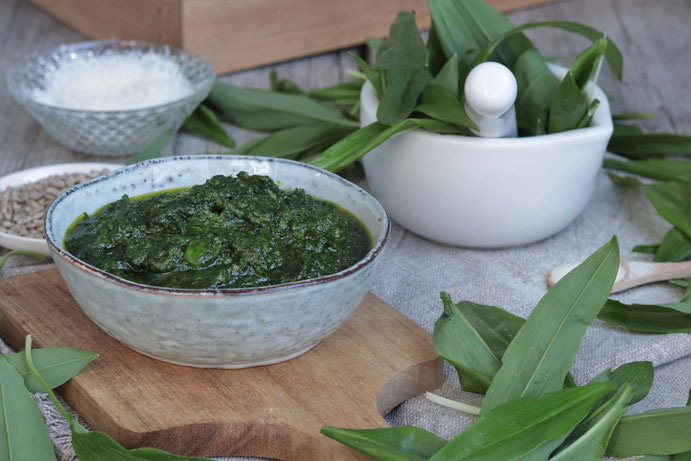 frisches Bärlauchpesto