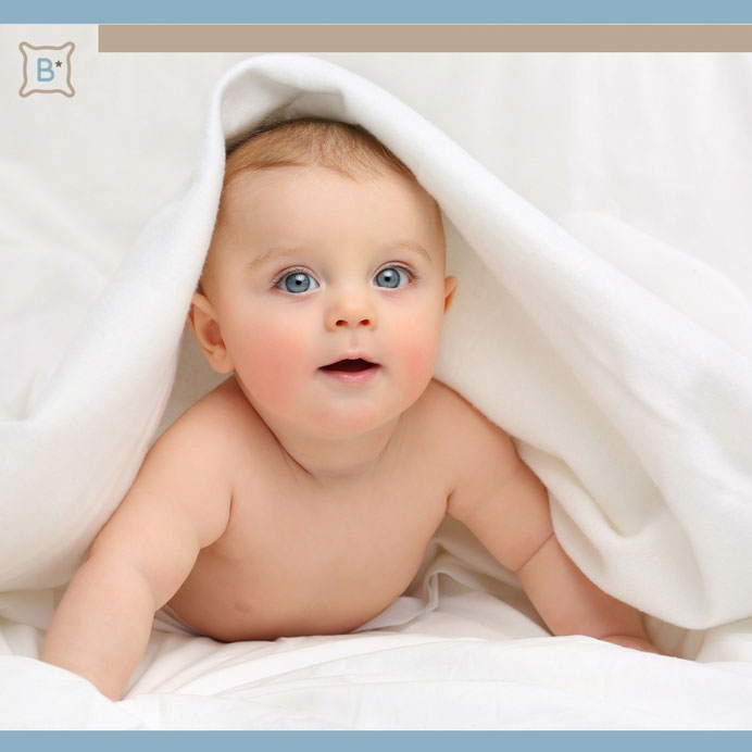 Hellwach mitten in der Nacht? Schlafcoaching für Ihr Baby