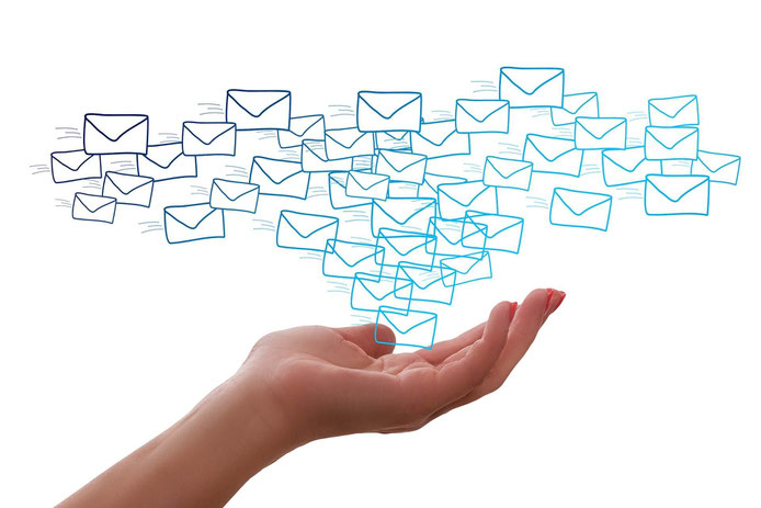 main enveloppe mail
