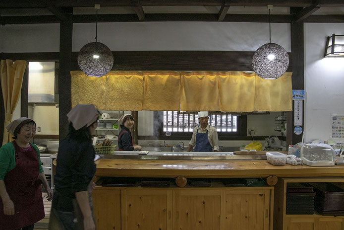 ふるさとふれあい道場 店員さん
