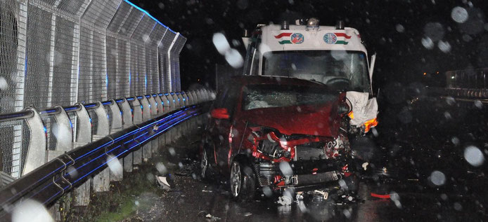 Lo schianto sulla superstrada (foto Alberto Ceccòn)