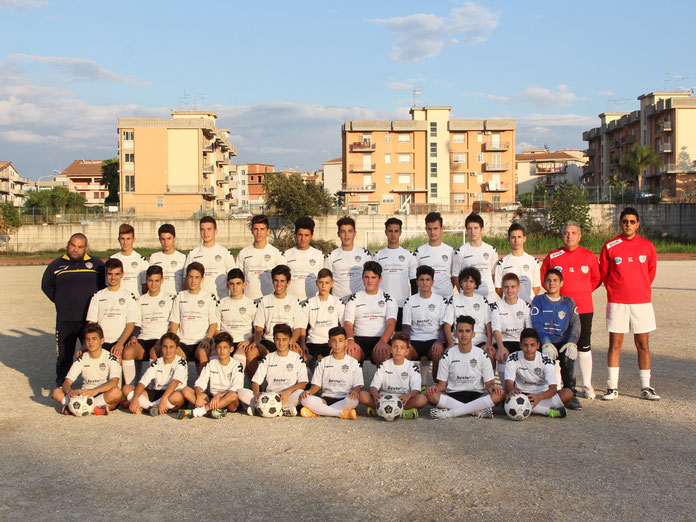 Giovanissimi 2014-2015 (classificatisi ai play off del Campionato Provinciale FIGC)
