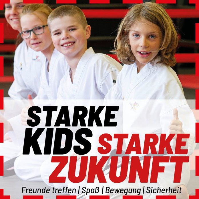 Jungs im Karate Anzug von Karate Team Hegau. 