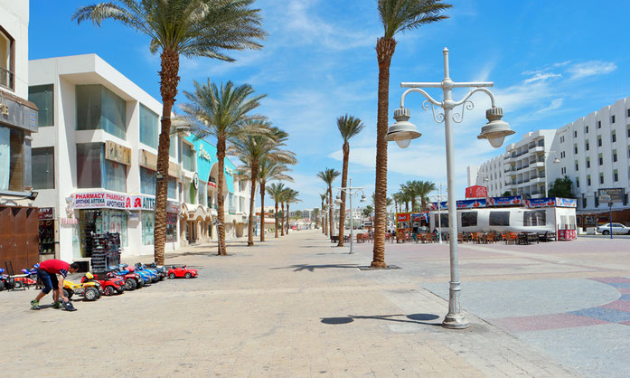 Die Promenade vor unserem Apartment