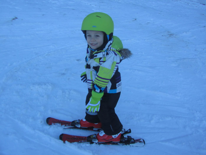 #Schusterbauer, #Koppl, #UrlaubamBauernhof, #Fuschlseeregion, #Schmitzberger, #Winter, #Schnee, #Advent, #Wintersonne, #Bauernhof, #Schifahren, #Schihaserl, #Übungslift