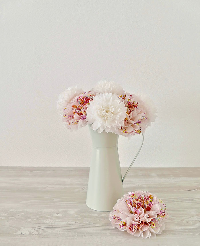 Blüten aus Servietten DIY