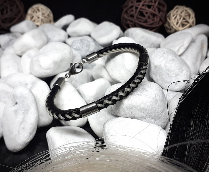 Pferdehaar Armband mit mehreren Gravuren