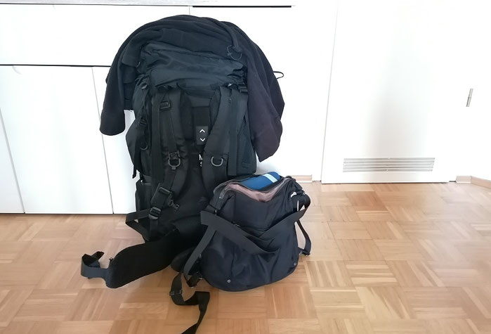 Rucksack für eine Auszeit ü50 - so reist du mit leichtem Gepäck