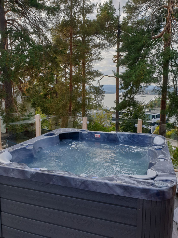 Jacuzzi in Airbnb bei Oslo