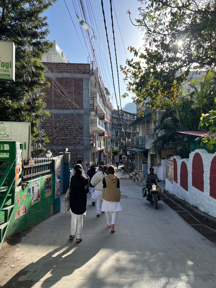 Upper Taovan where Rishikesh Yogashala is located